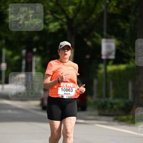 15.06.2025 - REWE Women's Run Dr. Thomas Lammeyer http://msf.ph/oto/7972161 15.06.2025 10:01:25 Laufen 10863 meine-sportfotos.de