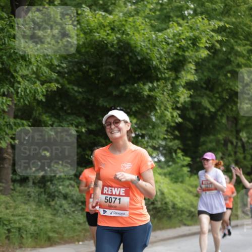 15.06.2025 - REWE Women's Run Jannik Wohlers http://msf.ph/oto/7972169 15.06.2025 10:06:48 Laufen 5071, 5637 meine-sportfotos.de