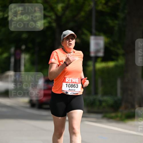 15.06.2025 - REWE Women's Run Dr. Thomas Lammeyer http://msf.ph/oto/7972184 15.06.2025 10:01:26 Laufen 10863 meine-sportfotos.de
