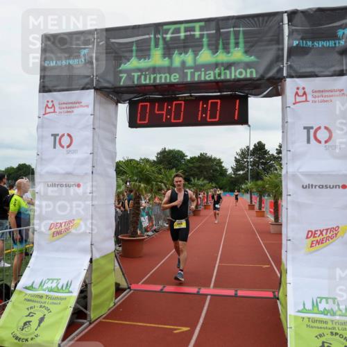 15.06.2025 - 7 Türme Triathlon Michael Strokosch http://msf.ph/oto/7972201 15.06.2025 14:01:00 Ziel 523, 1166 meine-sportfotos.de