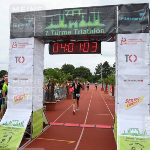 15.06.2025 - 7 Türme Triathlon Michael Strokosch http://msf.ph/oto/7972223 15.06.2025 14:01:03 Ziel 523, 1166 meine-sportfotos.de