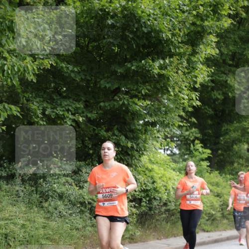 15.06.2025 - REWE Women's Run Jannik Wohlers http://msf.ph/oto/7972253 15.06.2025 10:06:53 Laufen 5609, 5436 meine-sportfotos.de