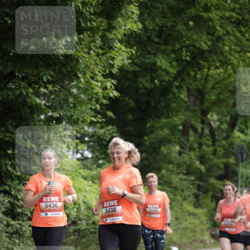 15.06.2025 - REWE Women's Run Jannik Wohlers http://msf.ph/oto/7972279 15.06.2025 10:06:54 Laufen 5436, 5438, 5542 meine-sportfotos.de
