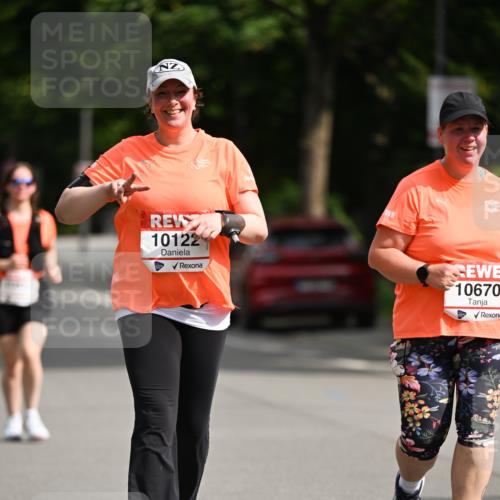 15.06.2025 - REWE Women's Run Dr. Thomas Lammeyer http://msf.ph/oto/7972321 15.06.2025 10:01:36 Laufen 10122, 10670 meine-sportfotos.de