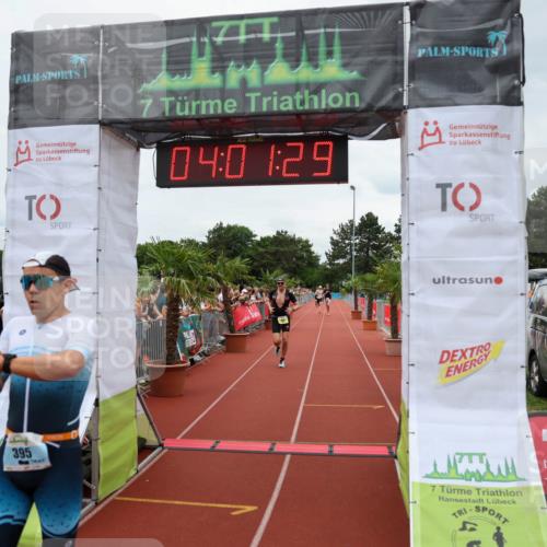 15.06.2025 - 7 Türme Triathlon Michael Strokosch http://msf.ph/oto/7972332 15.06.2025 14:01:29 Ziel 395, 840 meine-sportfotos.de
