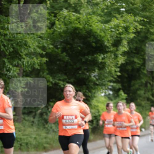 15.06.2025 - REWE Women's Run Jannik Wohlers http://msf.ph/oto/7972481 15.06.2025 10:07:11 Laufen 5303 meine-sportfotos.de