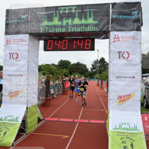 15.06.2025 - 7 Türme Triathlon Michael Strokosch http://msf.ph/oto/7972515 15.06.2025 14:01:48 Ziel 915, 998, 1006, 1033, 1095 meine-sportfotos.de