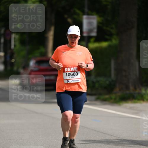 15.06.2025 - REWE Women's Run Dr. Thomas Lammeyer http://msf.ph/oto/7972578 15.06.2025 10:02:22 Laufen 10660 meine-sportfotos.de