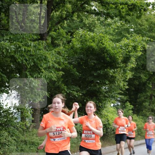 15.06.2025 - REWE Women's Run Jannik Wohlers http://msf.ph/oto/7972584 15.06.2025 10:07:13 Laufen 5124, 5220, 5649, 5673 meine-sportfotos.de