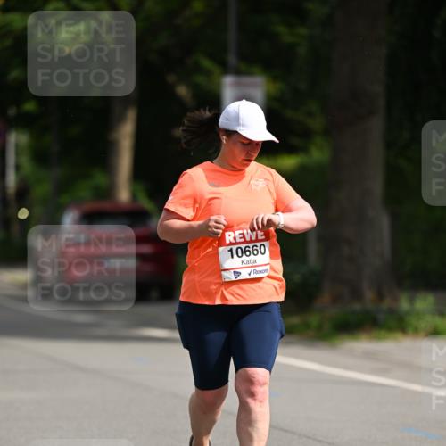15.06.2025 - REWE Women's Run Dr. Thomas Lammeyer http://msf.ph/oto/7972596 15.06.2025 10:02:23 Laufen 10660 meine-sportfotos.de