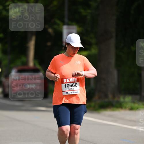 15.06.2025 - REWE Women's Run Dr. Thomas Lammeyer http://msf.ph/oto/7972600 15.06.2025 10:02:23 Laufen 10660 meine-sportfotos.de