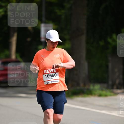 15.06.2025 - REWE Women's Run Dr. Thomas Lammeyer http://msf.ph/oto/7972608 15.06.2025 10:02:23 Laufen 10660 meine-sportfotos.de
