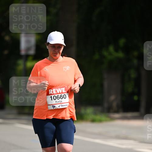 15.06.2025 - REWE Women's Run Dr. Thomas Lammeyer http://msf.ph/oto/7972637 15.06.2025 10:02:24 Laufen 10660 meine-sportfotos.de