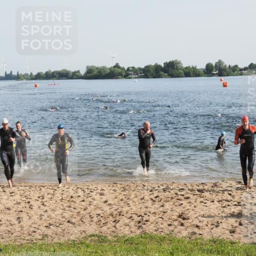 21.06.2025 - 27. Vierlanden-Triathlon MichiJ http://msf.ph/oto/7972643 15.06.2026 08:34:54 Schwimmen 43, 80, 124, 149, 159, 186 meine-sportfotos.de