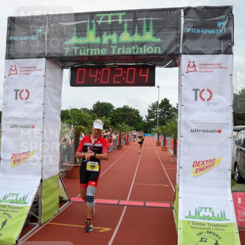 15.06.2025 - 7 Türme Triathlon Michael Strokosch http://msf.ph/oto/7972679 15.06.2025 14:02:04 Ziel 880, 1123, 1149 meine-sportfotos.de
