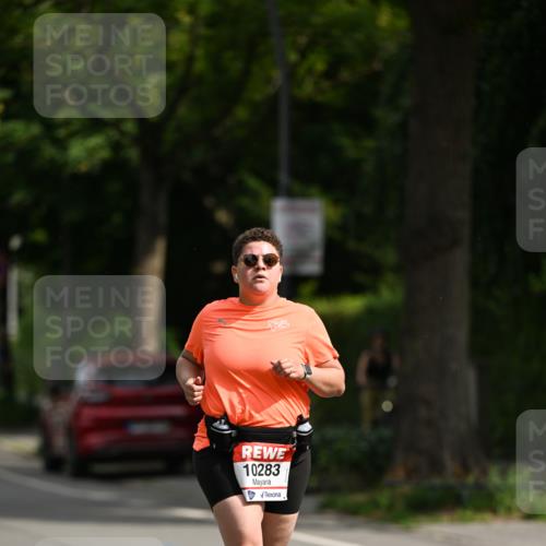 15.06.2025 - REWE Women's Run Dr. Thomas Lammeyer http://msf.ph/oto/7972685 15.06.2025 10:02:30 Laufen 10283 meine-sportfotos.de