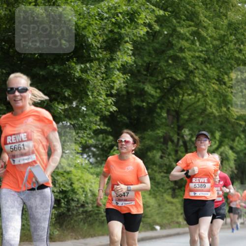 15.06.2025 - REWE Women's Run Jannik Wohlers http://msf.ph/oto/7972703 15.06.2025 10:07:23 Laufen 5661, 5047, 5389 meine-sportfotos.de
