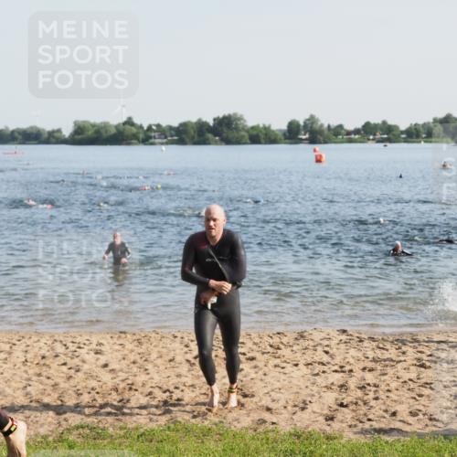 21.06.2025 - 27. Vierlanden-Triathlon MichiJ http://msf.ph/oto/7972785 15.06.2026 08:35:00 Schwimmen 12, 43, 80, 149, 159, 186 meine-sportfotos.de
