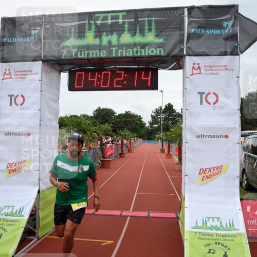 15.06.2025 - 7 Türme Triathlon Michael Strokosch http://msf.ph/oto/7972786 15.06.2025 14:02:14 Ziel 629, 963, 1123, 1142 meine-sportfotos.de