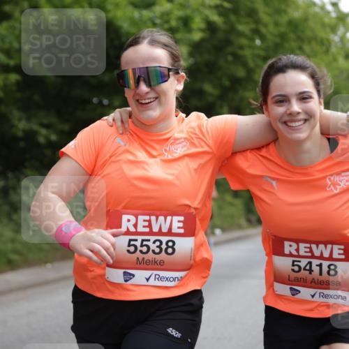 15.06.2025 - REWE Women's Run Jannik Wohlers http://msf.ph/oto/7972833 15.06.2025 10:07:28 Laufen 5538, 5418, 4506 meine-sportfotos.de