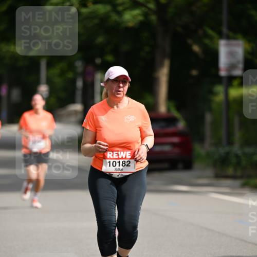15.06.2025 - REWE Women's Run Dr. Thomas Lammeyer http://msf.ph/oto/7972858 15.06.2025 10:02:43 Laufen 10182 meine-sportfotos.de