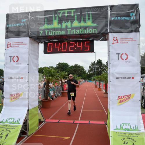 15.06.2025 - 7 Türme Triathlon Michael Strokosch http://msf.ph/oto/7972860 15.06.2025 14:02:45 Ziel 371, 504, 793, 1023 meine-sportfotos.de