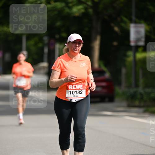 15.06.2025 - REWE Women's Run Dr. Thomas Lammeyer http://msf.ph/oto/7972861 15.06.2025 10:02:43 Laufen 10182 meine-sportfotos.de