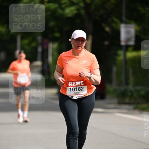 15.06.2025 - REWE Women's Run Dr. Thomas Lammeyer http://msf.ph/oto/7972874 15.06.2025 10:02:44 Laufen 10182 meine-sportfotos.de