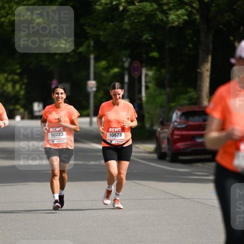 15.06.2025 - REWE Women's Run Dr. Thomas Lammeyer http://msf.ph/oto/7972876 15.06.2025 10:02:45 Laufen 3, 10223, 10873 meine-sportfotos.de