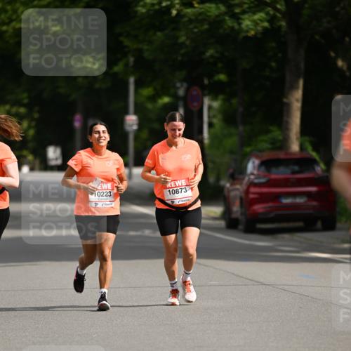15.06.2025 - REWE Women's Run Dr. Thomas Lammeyer http://msf.ph/oto/7972889 15.06.2025 10:02:45 Laufen 10223, 10873 meine-sportfotos.de