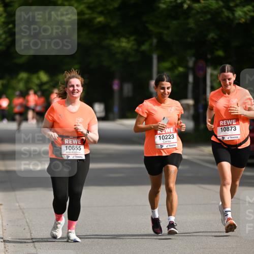 15.06.2025 - REWE Women's Run Dr. Thomas Lammeyer http://msf.ph/oto/7972915 15.06.2025 10:02:46 Laufen 10655, 10223, 10873 meine-sportfotos.de