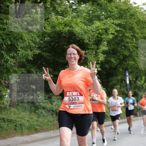 15.06.2025 - REWE Women's Run Jannik Wohlers http://msf.ph/oto/7972963 15.06.2025 10:07:39 Laufen 5383 meine-sportfotos.de