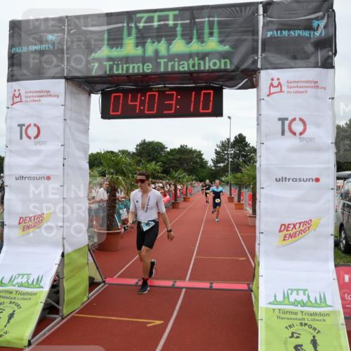 15.06.2025 - 7 Türme Triathlon Michael Strokosch http://msf.ph/oto/7972971 15.06.2025 14:03:10 Ziel 366, 709, 727, 786, 1088 meine-sportfotos.de