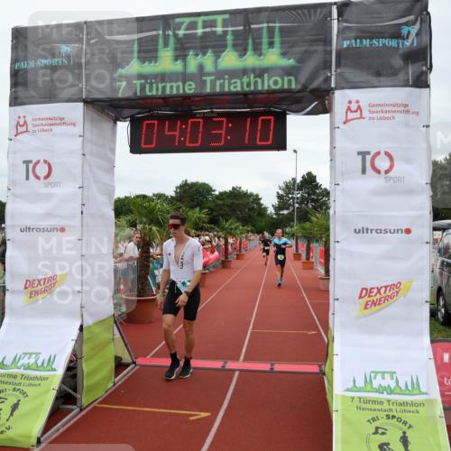 15.06.2025 - 7 Türme Triathlon Michael Strokosch http://msf.ph/oto/7972975 15.06.2025 14:03:10 Ziel 366, 709, 727, 786, 1088 meine-sportfotos.de