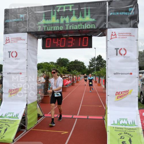 15.06.2025 - 7 Türme Triathlon Michael Strokosch http://msf.ph/oto/7972978 15.06.2025 14:03:10 Ziel 366, 709, 727, 786, 1088 meine-sportfotos.de