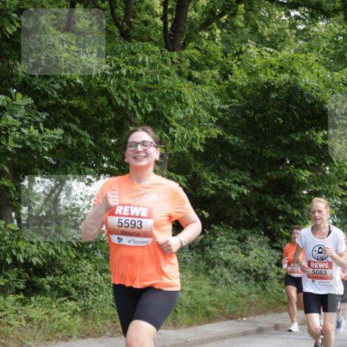 15.06.2025 - REWE Women's Run Jannik Wohlers http://msf.ph/oto/7973009 15.06.2025 10:07:41 Laufen 5593, 5478, 5083 meine-sportfotos.de