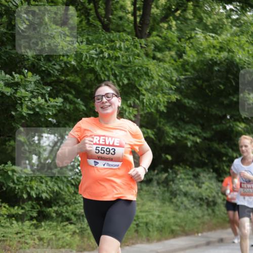 15.06.2025 - REWE Women's Run Jannik Wohlers http://msf.ph/oto/7973014 15.06.2025 10:07:41 Laufen 5593, 5083 meine-sportfotos.de