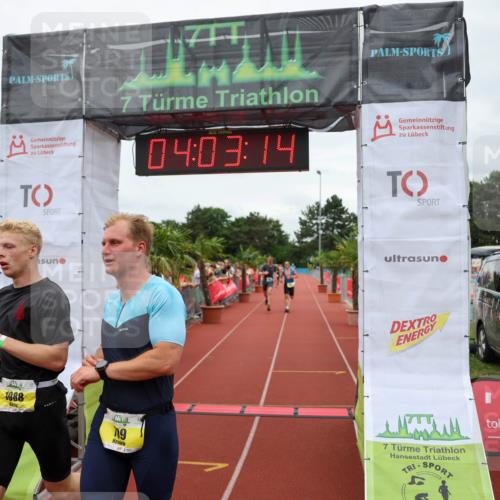 15.06.2025 - 7 Türme Triathlon Michael Strokosch http://msf.ph/oto/7973019 15.06.2025 14:03:14 Ziel 366, 571, 709, 1060, 1088 meine-sportfotos.de