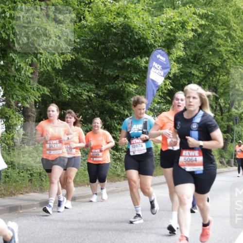 15.06.2025 - REWE Women's Run Jannik Wohlers http://msf.ph/oto/7973027 15.06.2025 10:07:42 Laufen 478, 10875, 5199, 5064, 5503, 5083, 5617 meine-sportfotos.de