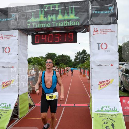 15.06.2025 - 7 Türme Triathlon Michael Strokosch http://msf.ph/oto/7973075 15.06.2025 14:03:18 Ziel 571, 709, 773, 1060, 1088 meine-sportfotos.de