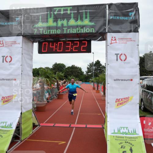15.06.2025 - 7 Türme Triathlon Michael Strokosch http://msf.ph/oto/7973088 15.06.2025 14:03:22 Ziel 571, 773, 1049, 1060 meine-sportfotos.de