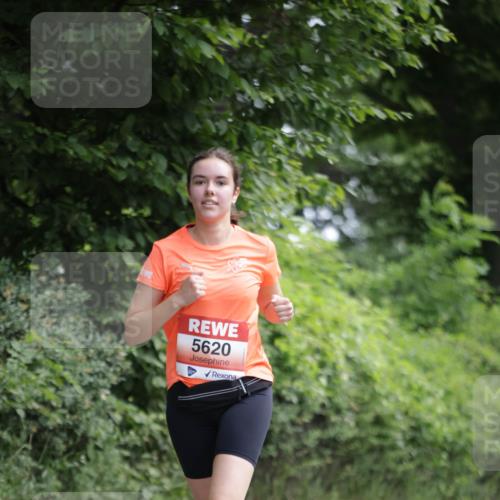 15.06.2025 - REWE Women's Run Jannik Wohlers http://msf.ph/oto/7973206 15.06.2025 10:07:56 Laufen 5620 meine-sportfotos.de