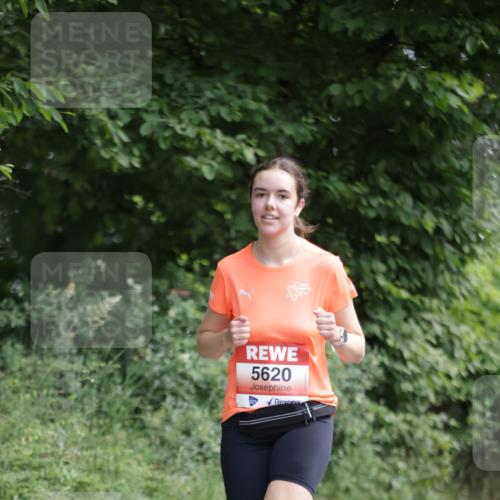 15.06.2025 - REWE Women's Run Jannik Wohlers http://msf.ph/oto/7973263 15.06.2025 10:07:57 Laufen 5620 meine-sportfotos.de