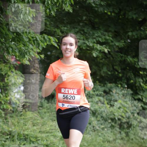 15.06.2025 - REWE Women's Run Jannik Wohlers http://msf.ph/oto/7973273 15.06.2025 10:07:58 Laufen 5620 meine-sportfotos.de