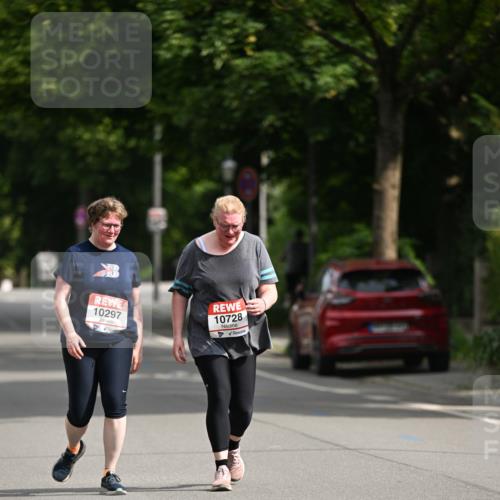 15.06.2025 - REWE Women's Run Dr. Thomas Lammeyer http://msf.ph/oto/7973294 15.06.2025 10:03:53 Laufen 10297, 10728 meine-sportfotos.de