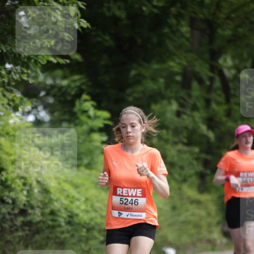 15.06.2025 - REWE Women's Run Jannik Wohlers http://msf.ph/oto/7973346 15.06.2025 10:08:02 Laufen 5246, 5613 meine-sportfotos.de