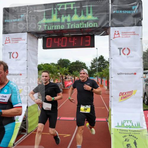 15.06.2025 - 7 Türme Triathlon Michael Strokosch http://msf.ph/oto/7973348 15.06.2025 14:04:12 Ziel 192, 736, 857, 1028 meine-sportfotos.de