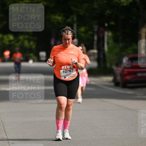 15.06.2025 - REWE Women's Run Dr. Thomas Lammeyer http://msf.ph/oto/7973460 15.06.2025 10:04:46 Laufen 10787 meine-sportfotos.de