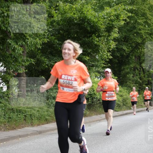 15.06.2025 - REWE Women's Run Jannik Wohlers http://msf.ph/oto/7973488 15.06.2025 10:08:10 Laufen 5582, 5525 meine-sportfotos.de