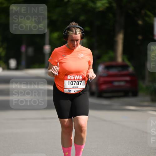 15.06.2025 - REWE Women's Run Dr. Thomas Lammeyer http://msf.ph/oto/7973518 15.06.2025 10:04:48 Laufen 10787 meine-sportfotos.de